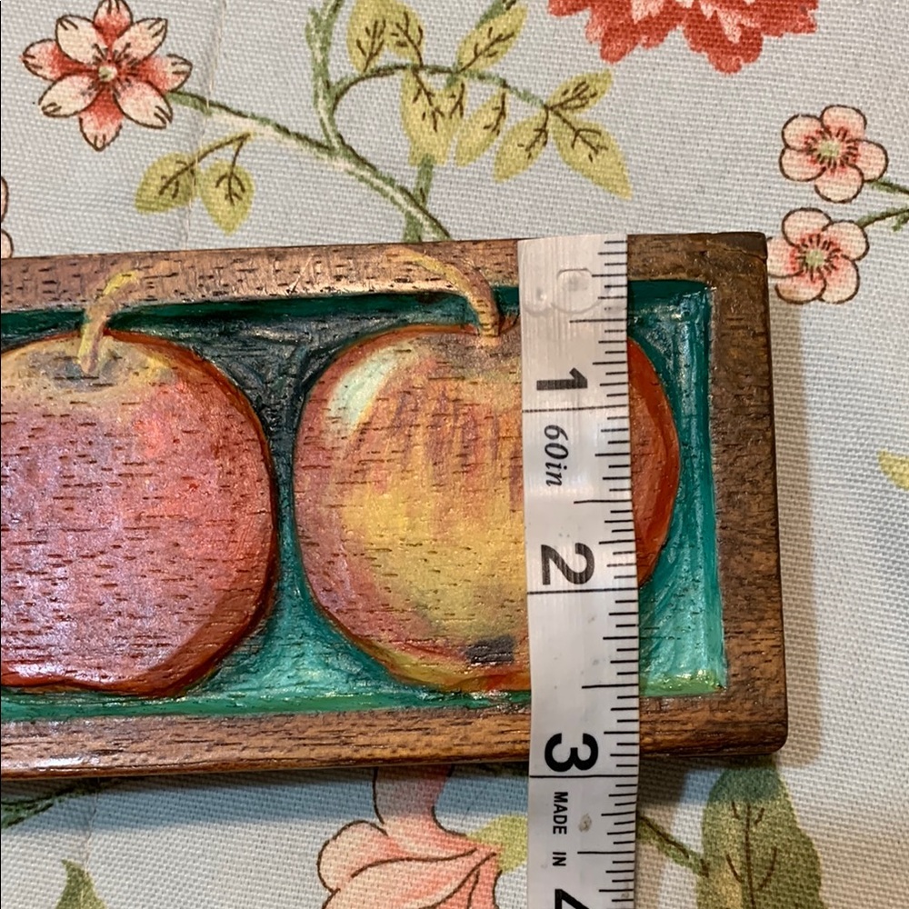 Vintage Carved Wooden Painted Apple Wall Art - Picture 12 of 12